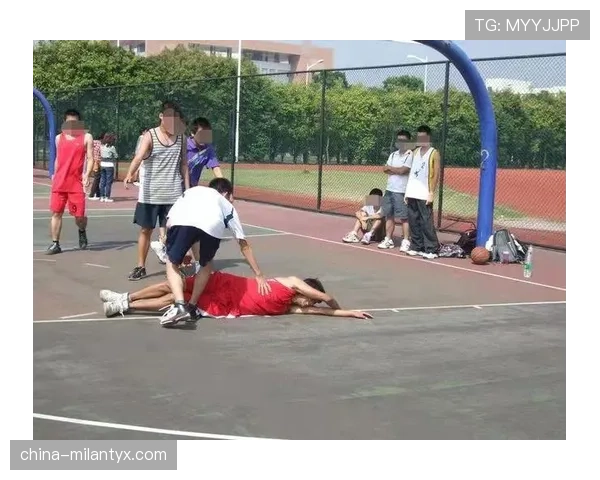 三步讲清篮球场上如何判定身体接触犯规